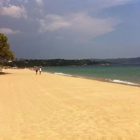 Gasmed40 - Golfe De St-tropez - Californien Pour 6 Personnes Situe Dans Un Parc Arbore A Вилла Гассен